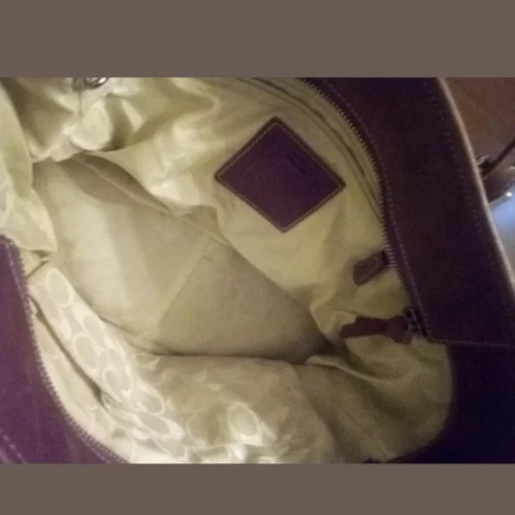 💙Coach leatherware vintage brown suede purse - Picture 6 of 7